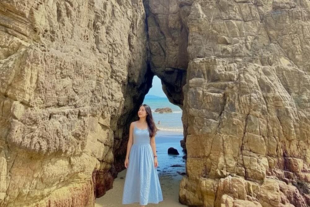 Giếng Cóc bí ẩn tại bãi biển Đá Nhảy